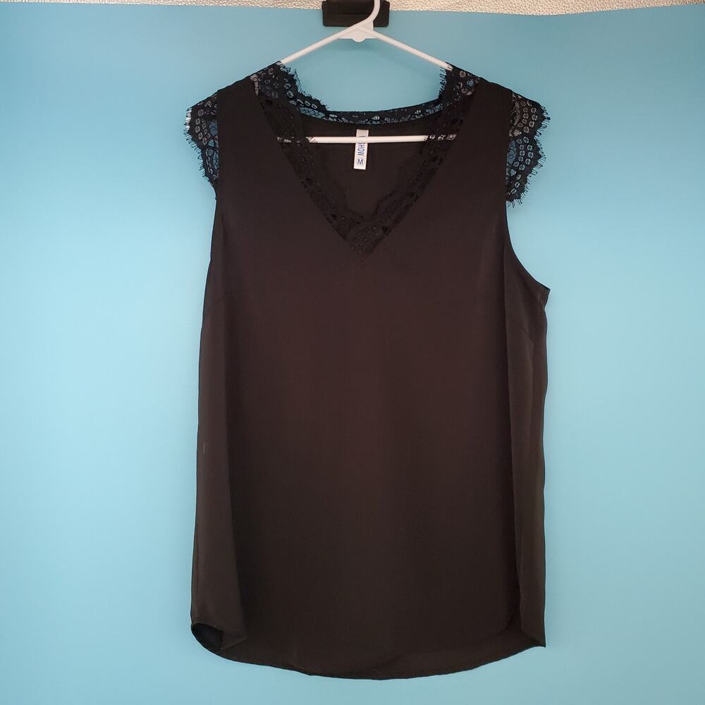 VIISHOW Blouse Size Medium Lace Trim Sleeveless